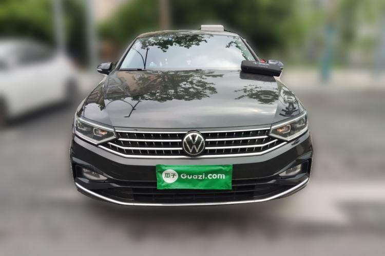 Used Volkswagen Magotan 2023 2 Million Units Commemorative Edition 330TSI DSG Luxury Version Front