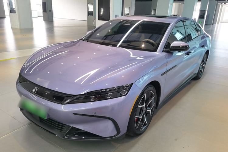 Used BYD Han 2024 EV Glory Edition 715KM Front-Wheel-Drive Flagship Model