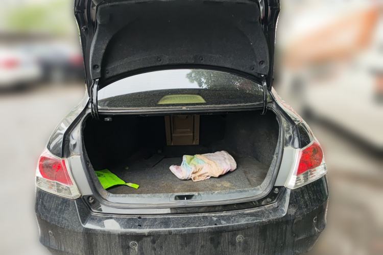 Used Honda Accord 2011 2.4L EX Trunk