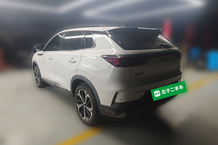 Used Dongfeng Aeolus Huge 2022 Mach Dual-Motor 1.5T MHD Dare-to-Dream Edition
