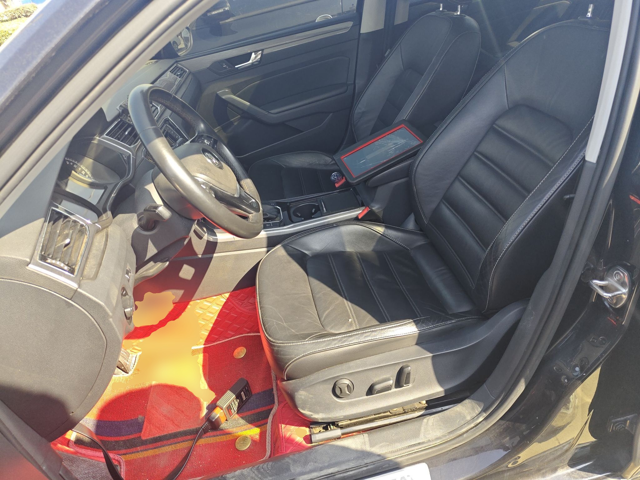 Переднее сиденье в автомобиле