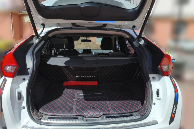 Used Mitsubishi Eclipse Cross 2018 1.5T CVT Two-Wheel Drive Dream Edition Trunk