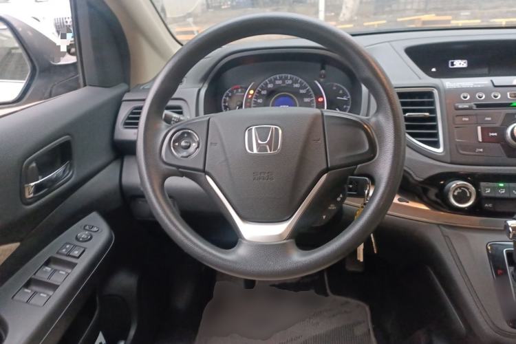 Used Honda CR-V 2015 2.0L two-wheel drive urban version