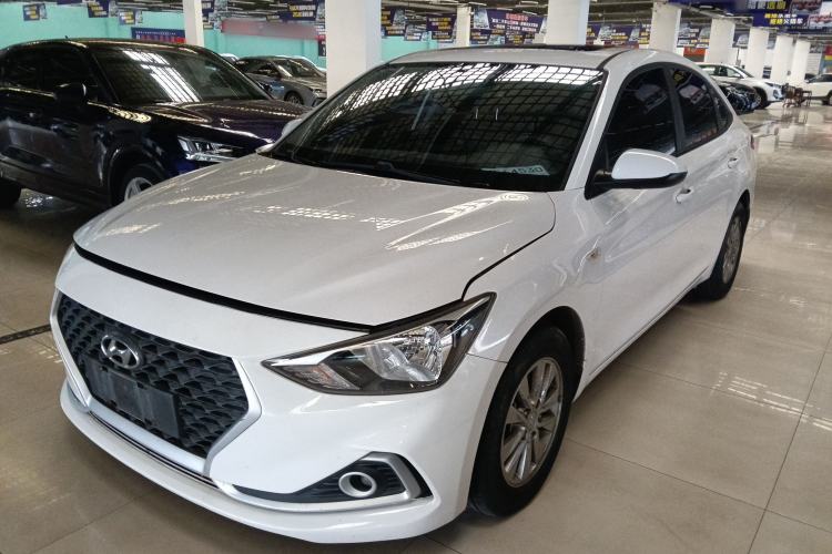 Used Hyundai Celesta 2017 1.6L Automatic Enjoyment Version GLS