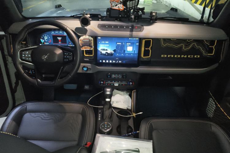 Used Ford Bronco 2024 2.3T Wilderness Center Console