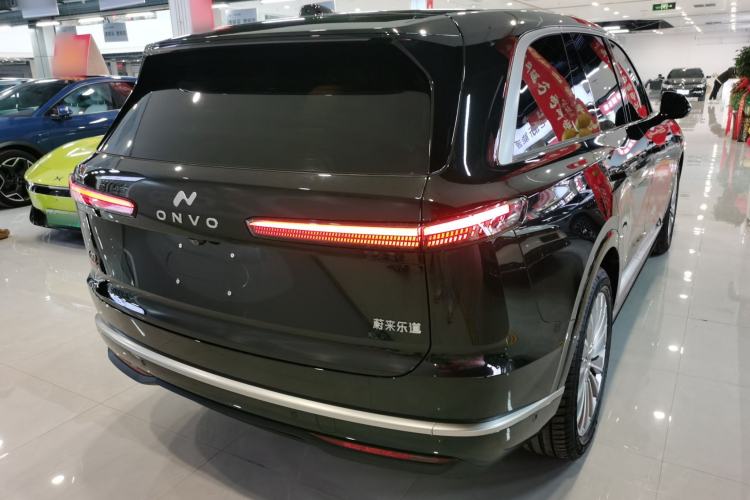 Used ONVO Luxeed L90 2025 Model—Ultra Six-Seater Version
