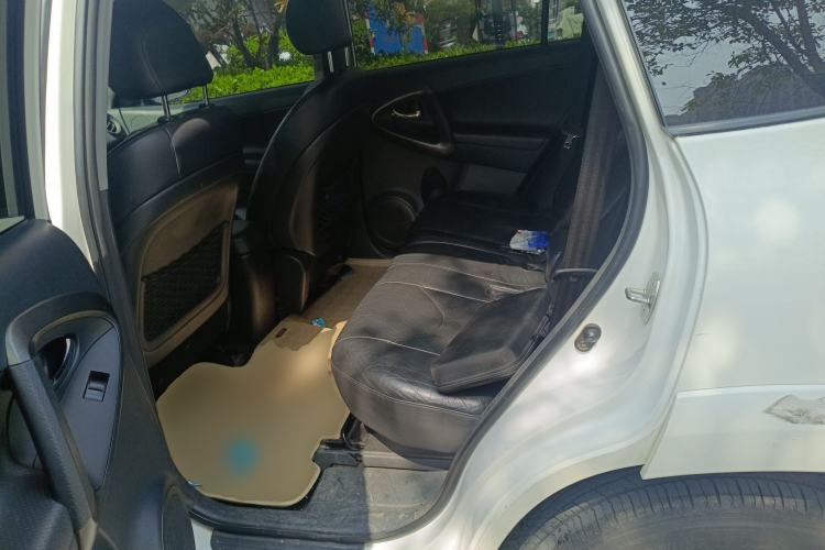 Used Toyota RAV4 2011 2.4L Automatic 4x4 Luxury Edition