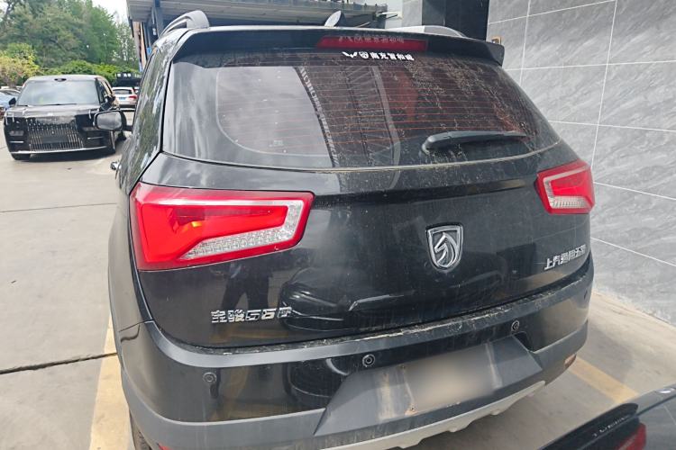 Used Baojun 560 2016 1.8L Manual Luxury Edition