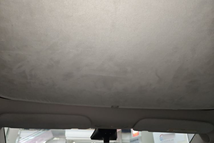 Used Tesla Model Y 2023 Rear-Wheel-Drive Version
