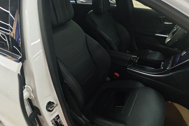 Used Mercedes-Benz C-Class 2023 Revised C 200 L Sport Edition Right Front Seat