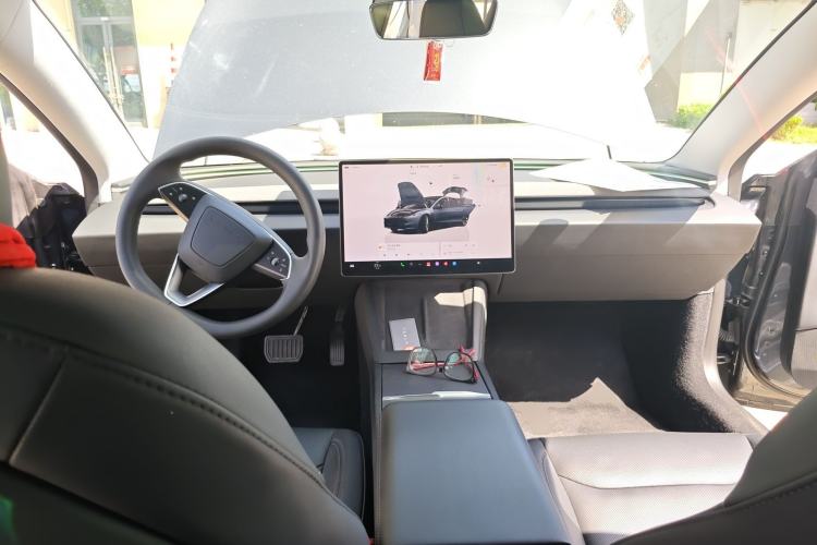 Used Tesla Model 3 2023 Rear-Wheel-Drive Version
