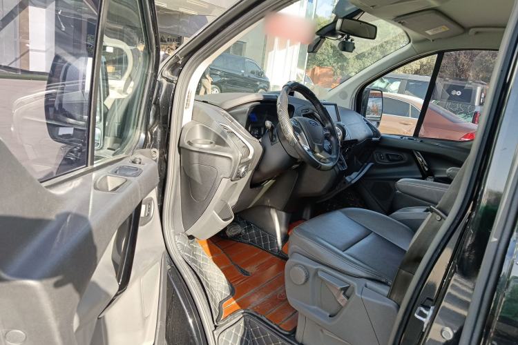 Used Ford Tourneo Custom 2020 2.0T Automatic Elite Edition China VI Standard
