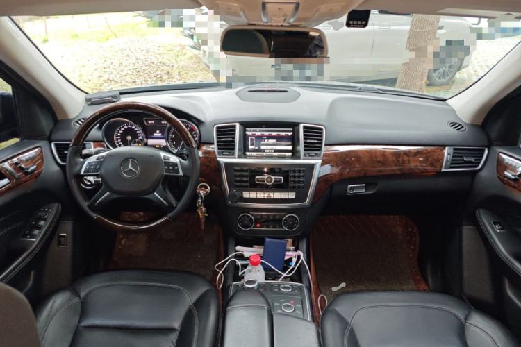 Used Mercedes-Benz M-Class 2014 ML 400 4MATIC Luxury Model