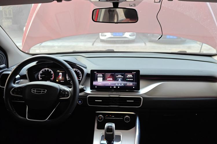 Used Geely Auto Coolray 2020 Facelift 240T DCT Hunter
