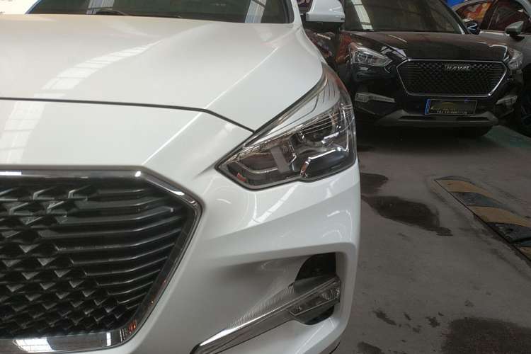 Used Haval M6 2018 Revised Version 1.5T DCT Two-Wheel Drive Elite Edition