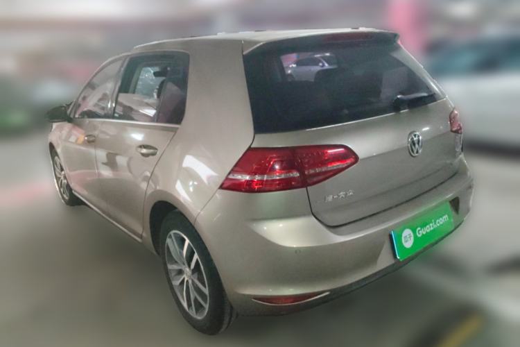 Used Volkswagen Golf 2016 230TSI Automatic Luxury Version
