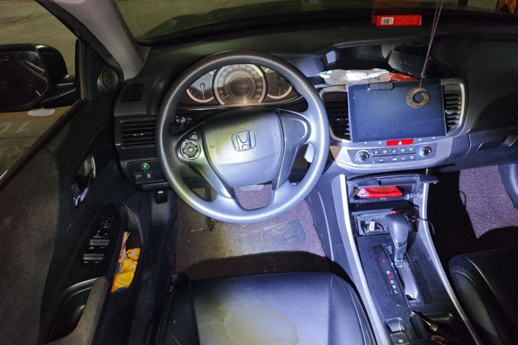 Used Honda Accord 2015 2.0L LX Comfort Edition Steering Wheel