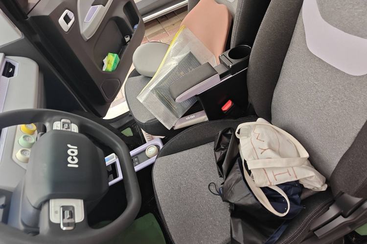 Used Chery QQ Ice Cream 2022 120km Conical Shape Lithium Iron Phosphate
