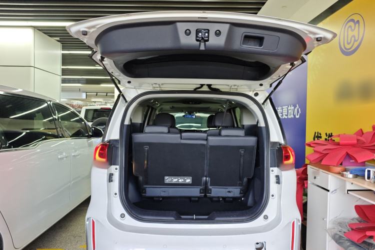 Used GAC Trumpchi M8 2021 Revised Version Lingxiu Series 390T Luxury Edition Trunk