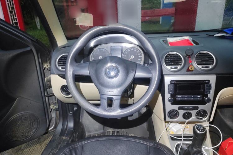 Used Volkswagen Lavida 2011 1.6L Manual Joy Version Steering Wheel