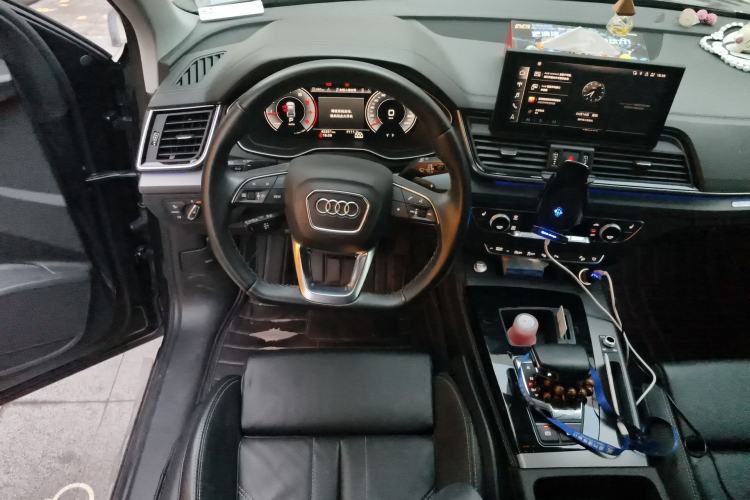 Used Audi Q5L 2022 Updated 40T Luxury Dynamic Edition Steering Wheel