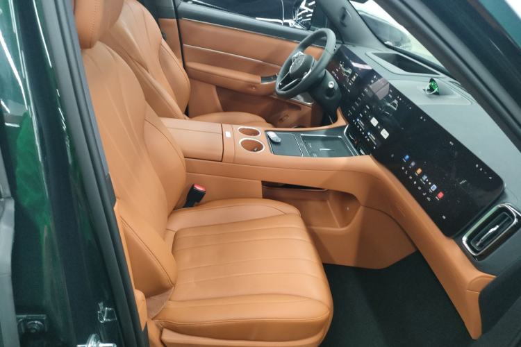 Used Hima AITO M8 2025 Extended-Range Ultra Version 53.4 kWh 6-Seater Edition