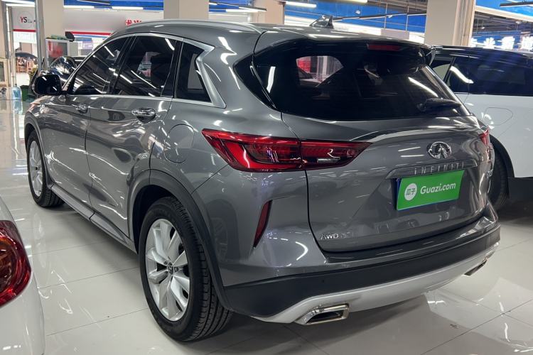 Used Infiniti QX50 2018 2.0T Two-Wheel Drive Fashion Edition Rear