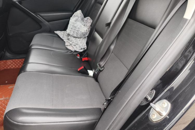 Used Volkswagen Tiguan 2013 1.8TSI Automatic Two-Wheel Drive Trend Edition Left Rear Seat