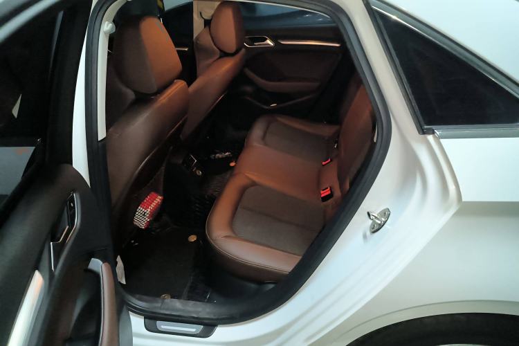 Used Audi A3 2014 Limousine 40 TFSI S line Comfort Model
