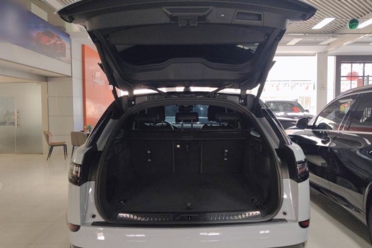 Used Land Rover Range Rover Velar 2023 250 PS Ebony Black Limited Edition
