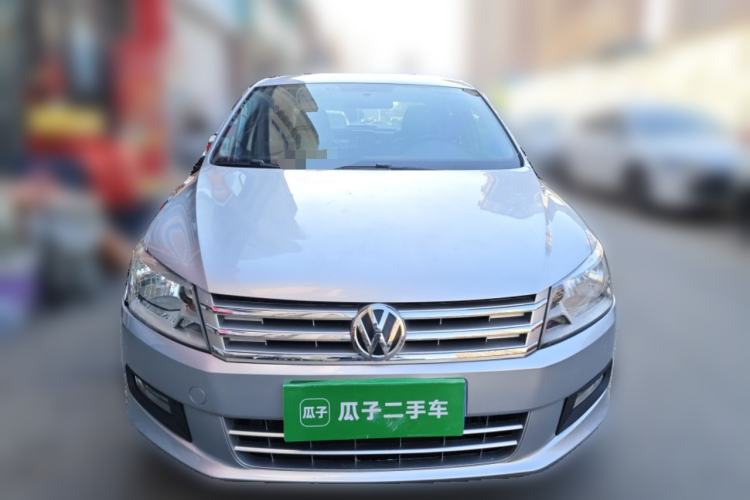 Used Volkswagen Santana 2015 1.6L Manual Comfort Edition Front