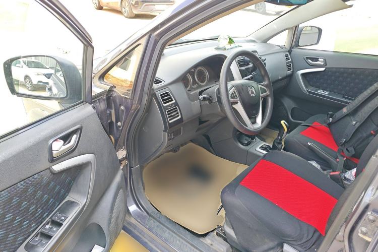 Used Suzuki Liana A6 2015 Sedan 1.4L Manual Enjoyment Model