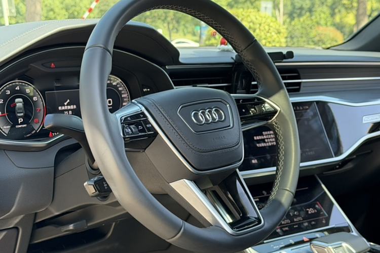Used Audi A6L 2024 45 TFSI quattro Prestige Dynamic Edition
