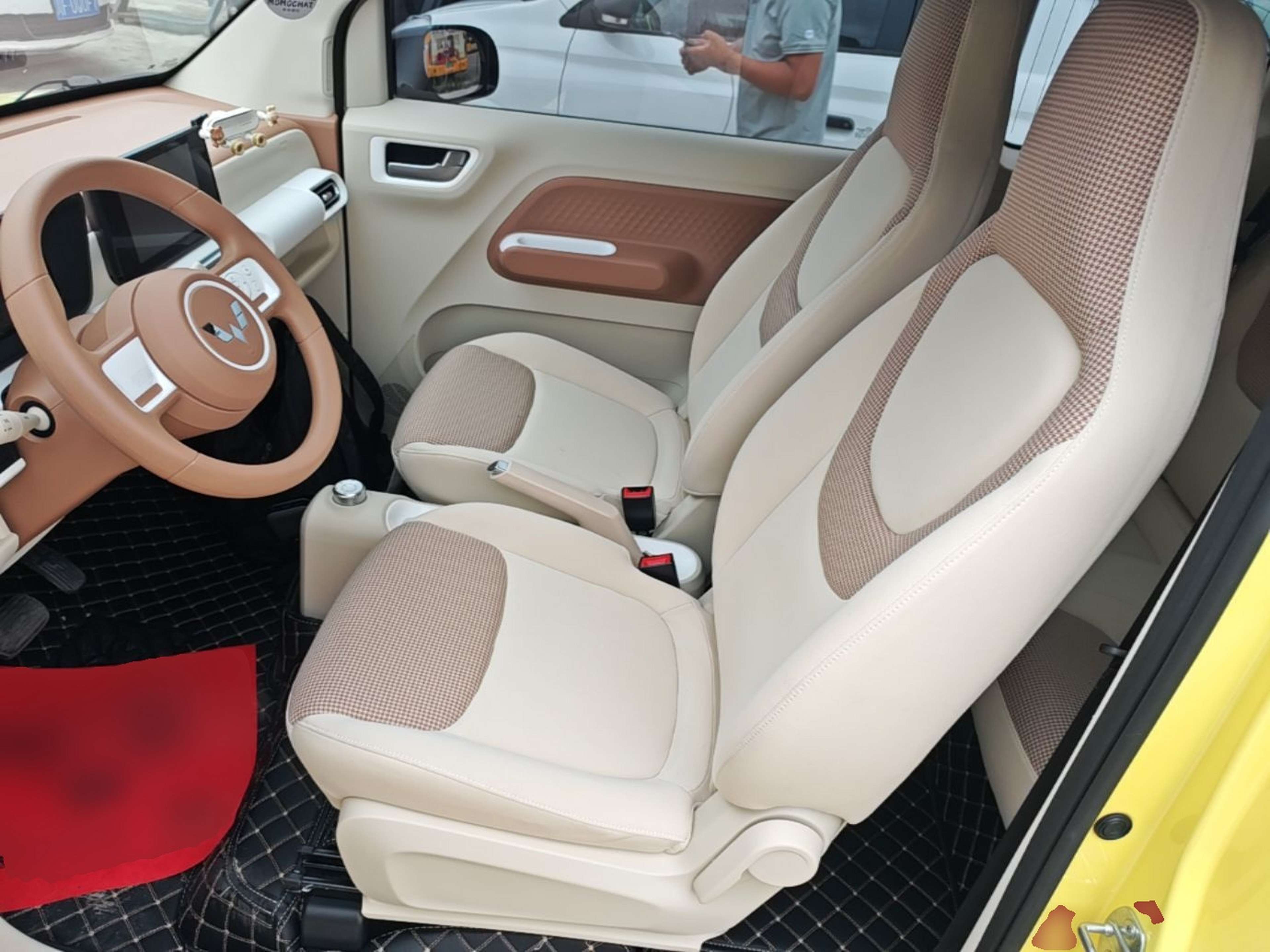 Interior delantero