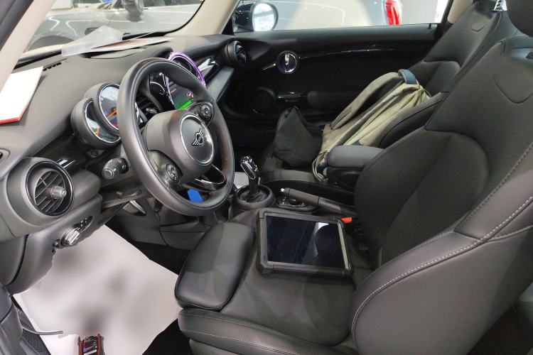 Used MINI MINI 2019 1.5T COOPER Classic Edition