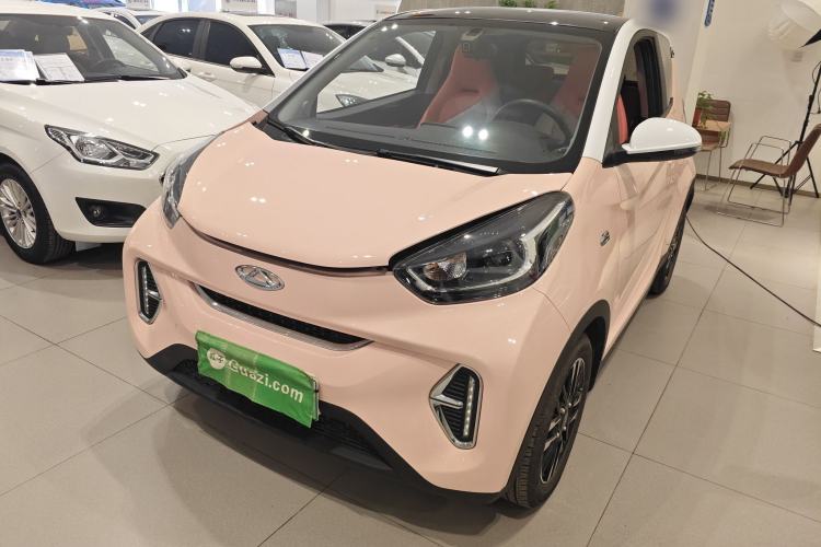 Used Chery QQ Little Ant 2022 Revised Version Sweet Pink Edition Half-Sugar Version Lithium Iron Phosphate 30.7 kWh 30 kW 301 km