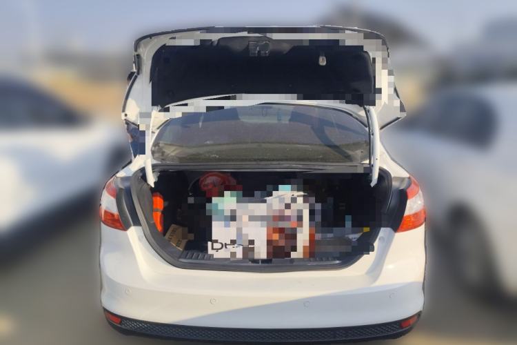 Used Ford Focus 2012 Sedan 1.6L Manual Comfort Model
