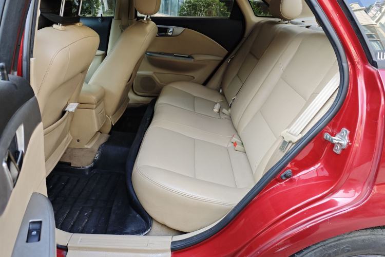 Used Buick Excelle 2013 1.5L Automatic Classic Model
