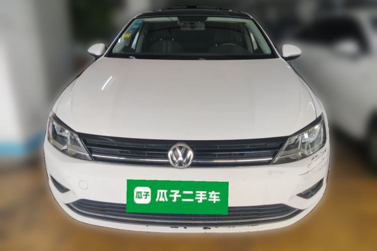 Used Volkswagen Lamando 2017 230TSI DSG Fashion Edition Front