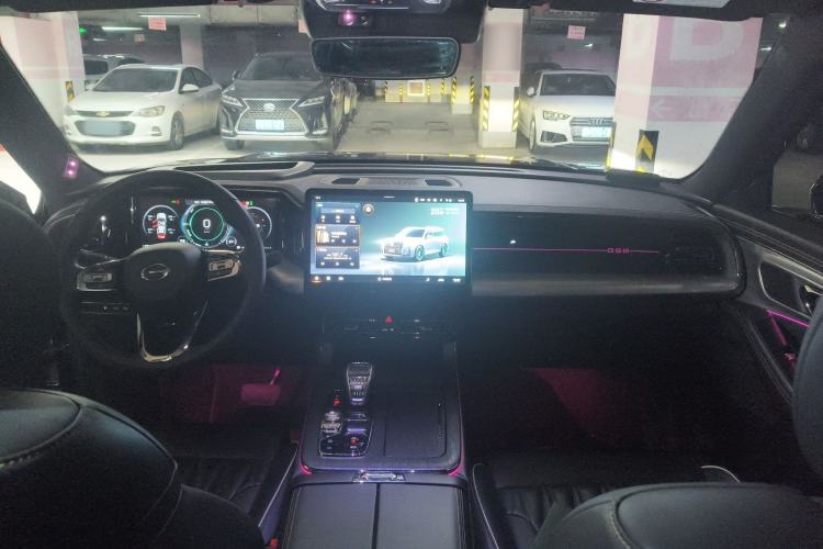 Used GAC Trumpchi GS8 2022 Dual-Engine Series 2.0TM Two-Wheel Drive Prestige Edition (7 Seats)
