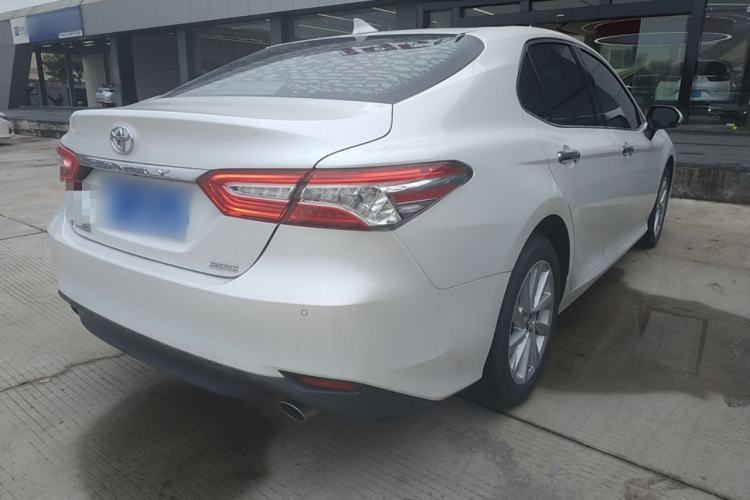 Used Toyota Camry 2021 2.0G Luxury Edition