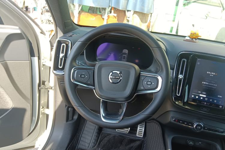 Used Volvo XC40 New Energy 2021 P8 Pure Electric All-Wheel Drive Smart Luxury Sport Edition
