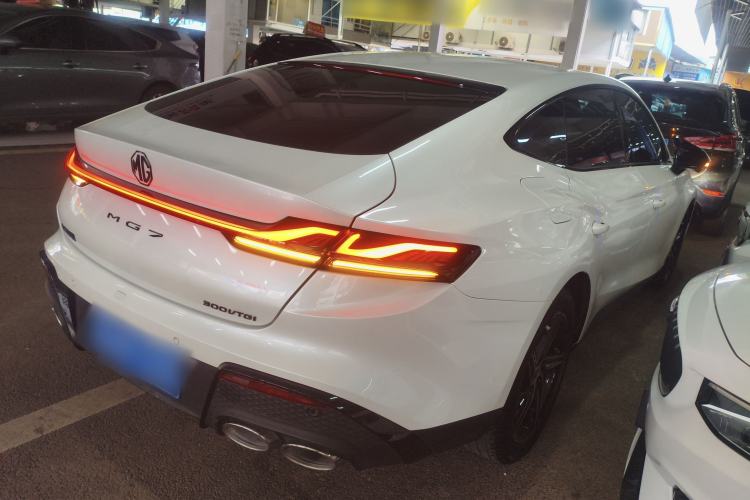 Used MG 7 2023 1.5T DCT Luxurious Supreme Edition