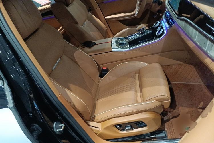 Used Hongqi H9 2020 2.0T Smart Connect Flagship Edition Right Front Seat