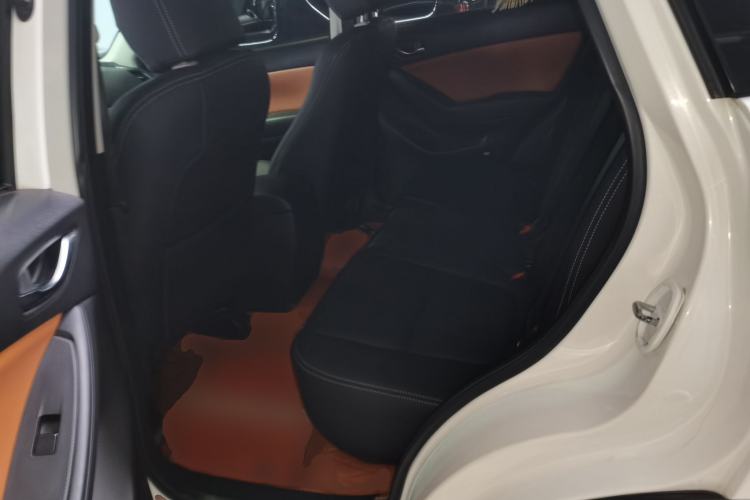 Used Mazda CX-5 2015 2.0L Manual Two-Wheel Drive Comfort Version Left Rear Seat