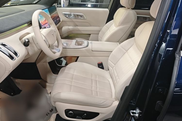 Used Deepal S09 2025 Four-Wheel Drive Ultra+ Custom Edition
