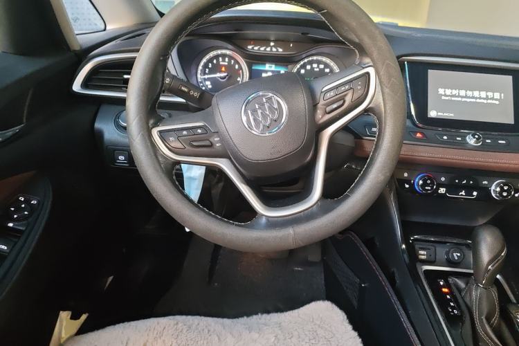 Used Buick GL6 2018 18T 6-Seater Prestige Model