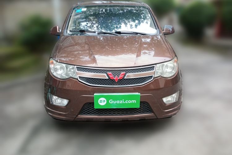Used Wuling Hongguang 2014 1.5L S Standard Version Front