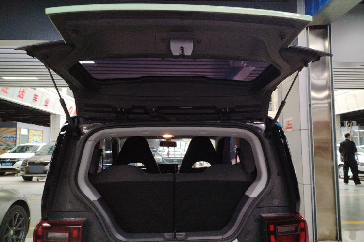 Used Chery QQ Ice Cream 2022 170km Sundae Phosphate Lithium-Ion
