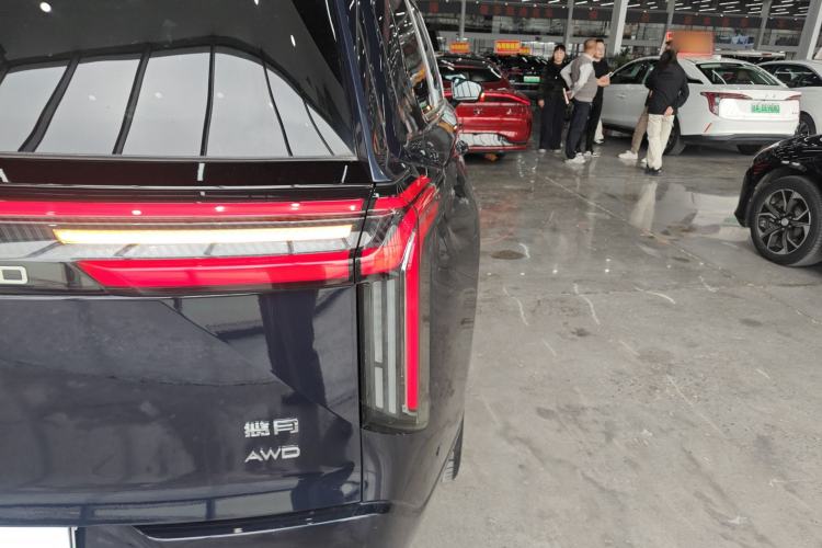 Used EXEED Lanyue C-DM 2025 180 Ultra-Long Range Ultra All-Wheel Drive 6-Seater Exterior 3